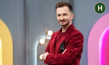 Блогер "Галицкая Дева" рассказал о самом необычном подарке на Николая: "Под подушкой было кольцо благоухающей колбасы"