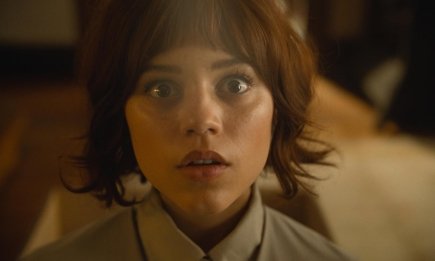 Новый фильм с Дженной Ортегой еще не вышел, а уже вызвал ажиотаж: о чем фильм "Клара и Солнце" (ВИДЕО)