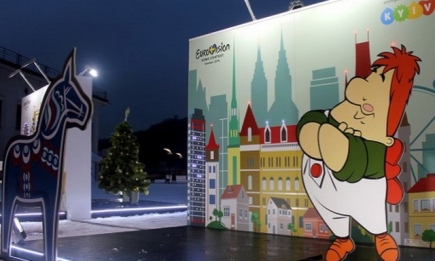 На Почтовой площади открылся "Новогодний европейский городок" с местом для селфи
