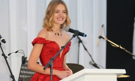 Наталья Водянова устроила благотворительный вечер в Каннах