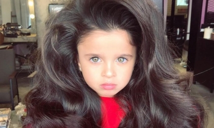 Вот это объем: 5-летняя девочка стала звездой Сети из-за роскошных волос