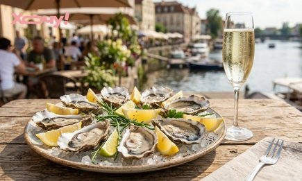 Раскроют вкус деликатеса на максимум: с чем подавать устрицы, чтобы поразить гостей