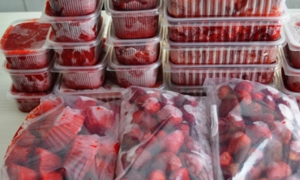 Заготовка на зиму: як заморозити полуницю, щоб зберегти вітаміни