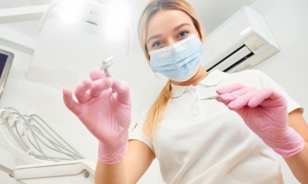 Украинская стоматология со швейцарским качеством: за какими услугами можно не ехать за границу