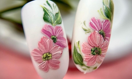 Роскошные цветы на ногтях: как легко нарисовать гелем сложный рисунок — мастер-класс (ВИДЕО)