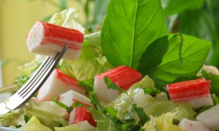 Салат из мидий с овощами
