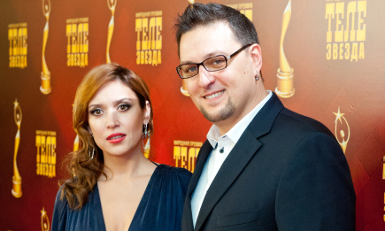 Алена Винницкая впервые назвала причину расставания с мужем-продюсером после 25 лет семейной жизни