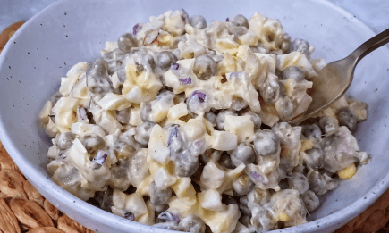 Крутой рыбный салат, с которым вы забудете о "шубе": роскошное блюдо (РЕЦЕПТ)