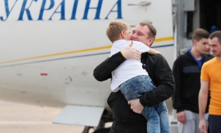 Наши дома! Кто из пленных вернулся в Украину в рамках обмена "35 на 35" (ФОТО)