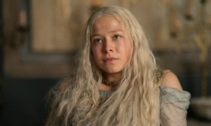 Эмма Д'арси: досье на звезду "Дома Дракона", которая называет себя "они"