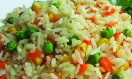 Постный салат из риса