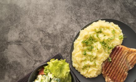 Секрет ідеального пюре на поверхні: скільки хвилин варити картоплю