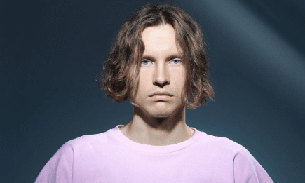 Кто такой Nikow? Интересные факты о молодом певце, чьи песни становятся хитами в ТикТок