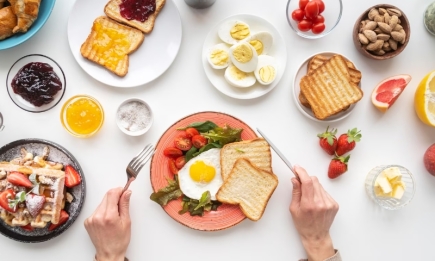 Ученые рассказали, когда нужно завтракать, чтобы снизить риск диабета