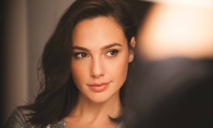 Галь Гадот решилась на смелую прическу: теперь "Чудо-женщина" блондинка (ФОТО)