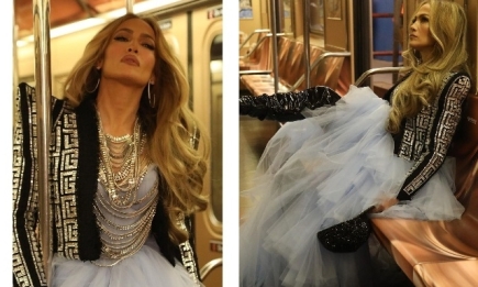 Новогодний образ: Дженнифер Лопес в платье из тюля и виниловых ботфортах (ФОТО)