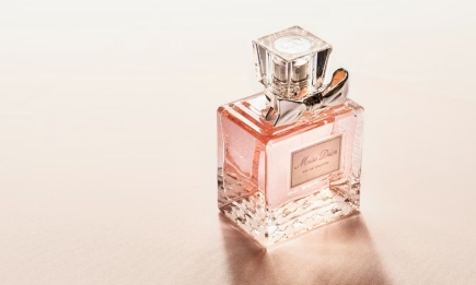 Простий трюк допоможе за кілька секунд відрізнити оригінальні парфуми від підробки