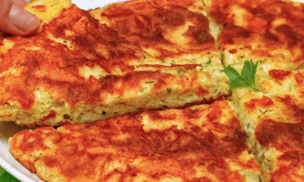 "Ел бы каждый день": блогер рассказал, как приготовить ленивое хачапури, для которого не нужно катать тесто (ВИДЕО)