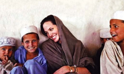 СМИ: Анджелина Джоли усыновила седьмого ребенка
