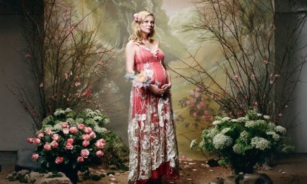 Кирстен Данст официально подтвердила беременность, показав округлившийся животик в фотосессии для Rodarte