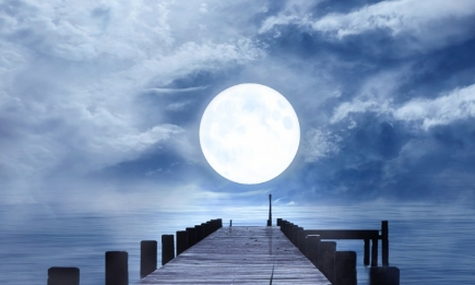 Молодая Луна открывает счастливую фазу: чудеса и исполнение мечтаний будут у 3 знаков Зодиака
