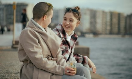 О чем говорить, когда неловко: темы, которые помогут "запустить" разговор