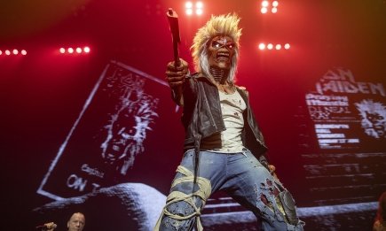 Праздник свободы, энергии и громких гитар: ТОП-10 самых "мощных" треков в истории хэви-металла (ВИДЕО)