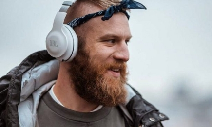 Трэш-эксперимент: Иван Дорн покрасил бороду зеленкой (ФОТО)