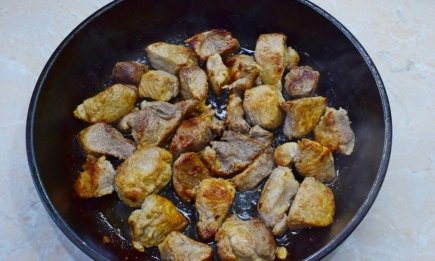 Как пожарить свинину без масла: хитрый трюк с аппетитной корочкой