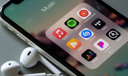 Apple Music, Spotify и YouTube Music будут блокировать российских артистов: что известно