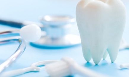 Чтобы зубы сияли здоровьем и белизной: выбираем средства по уходу