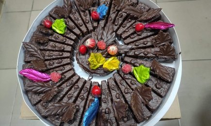 Сохраняется три месяца и прекрасный на вкус: чем особенный знаменитый "Харьковский" торт