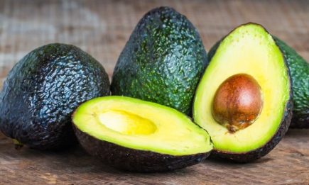 6 простых способов, которые помогут понять, что авокадо испортилось