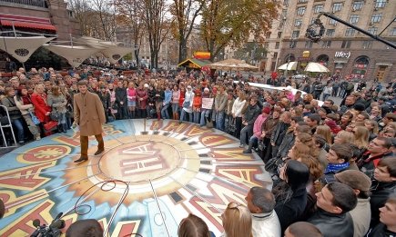 Легендарное "Караоке на Майдане" возвращается: что изменится в культовом шоу