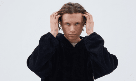 Хто розбив серце Nikow? Співак випустив відверті треки, які вже розривають українські тренди (СЛУХАТИ)