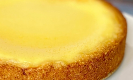 Пирог, который даст фору любому чизкейку: легкий, нежный и бюджетный десерт (РЕЦЕПТ)