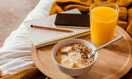 Що не можна їсти на сніданок: популярні страви псують ваш шлунок