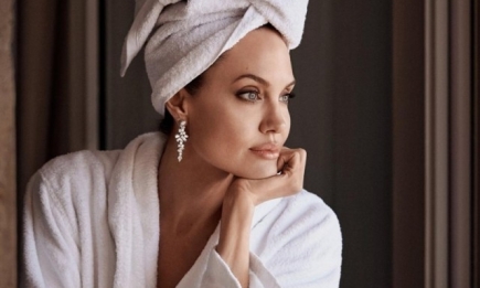 Анджелина Джоли снялась в откровенной фотосессии и впервые рассказала о разводе с Брэдом Питтом (ФОТО)