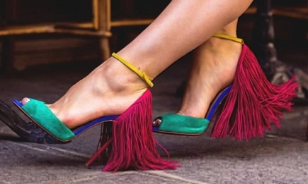 Пора обуть каблуки: популярный стилист представил самую модную обувь на лето 2023 (ФОТО)