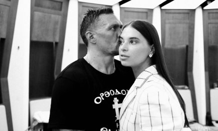 Где сейчас Александр Усик? Боксер не вернулся в Украину после боя с Дюбуа (ФОТО)