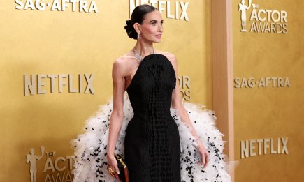 Черный лебедь: Деми Мур "ослепила" гламурным образом и роскошным бриллиантовым колье (ФОТО)