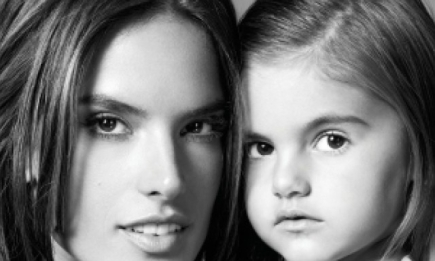 4-х летняя дочь Алессандры Амбросио стала моделью