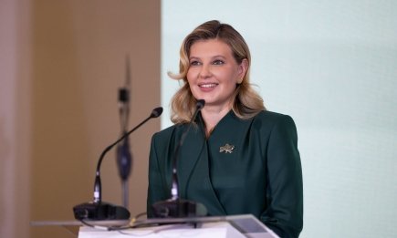 Элегантный образ первой леди: Елена Зеленская показала, как носить брошь (ФОТО)