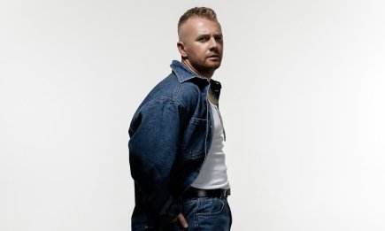 "Я іду без тебе далі": Роман Скорпион выпустил новую песню и признался, свободно ли его сердце (ВИДЕО)