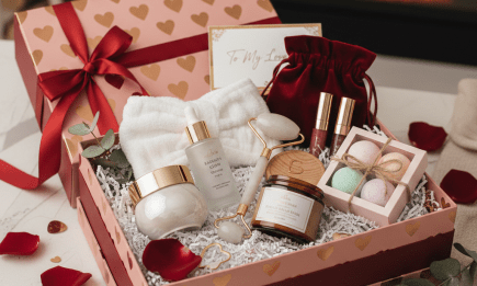 Бьюти-вишлист: самые желаемые наборы для лица и тела, которые стоит подарить ей на День Валентина