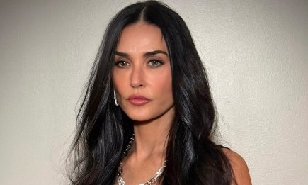 Привет, 90-е! Почему мы снова хотим джинсовое платье, как у Деми Мур? (ФОТО)