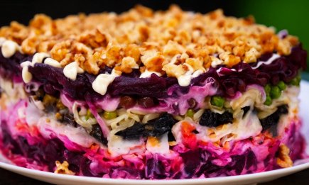 Никакой сельди! Вместо шубы приготовьте на праздники салат "Империя" (РЕЦЕПТ)