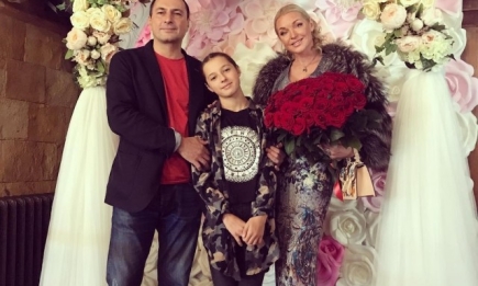 Анастасия Волочкова примирилась с соперницей ради дня рождения дочери: торжество балерина провела в компании бывшего мужа