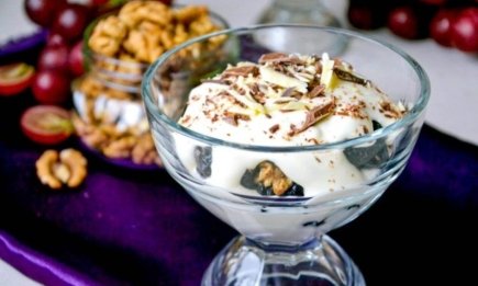 Лучший десерт из детства за 10 минут: как приготовить чернослив в сметане (ВИДЕО)