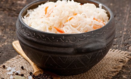 Этот секретный ингредиент делает квашеную капусту идеальной: секрет сочности и хруста